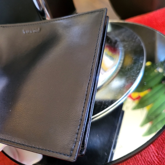 PRADA BLACK XL LOGO MEN'S WALLET. - Picture 8 of 8